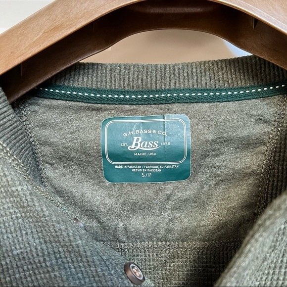 G.H.BASS & CO. Solid Waffle-Knit 3Button Men’s Henley Thermal Army Shirt Size S - Picture 5 of 11